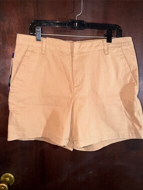 Banana Republic Tan Chino Shorts NWT Size 14